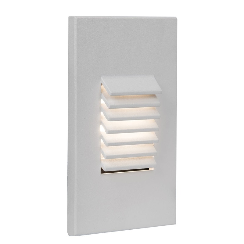 120V LED220 Vertical Louvered Step / Wall Light