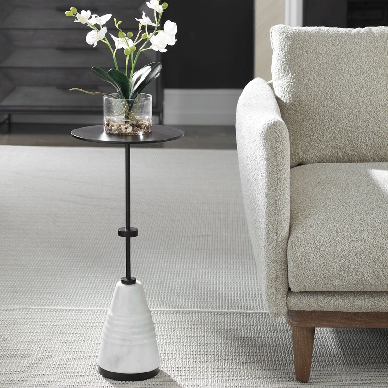 Kincaid Accent & Drink Table