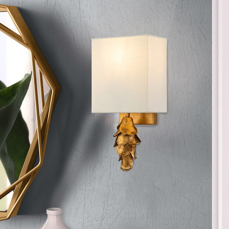 Nicholls Sconce