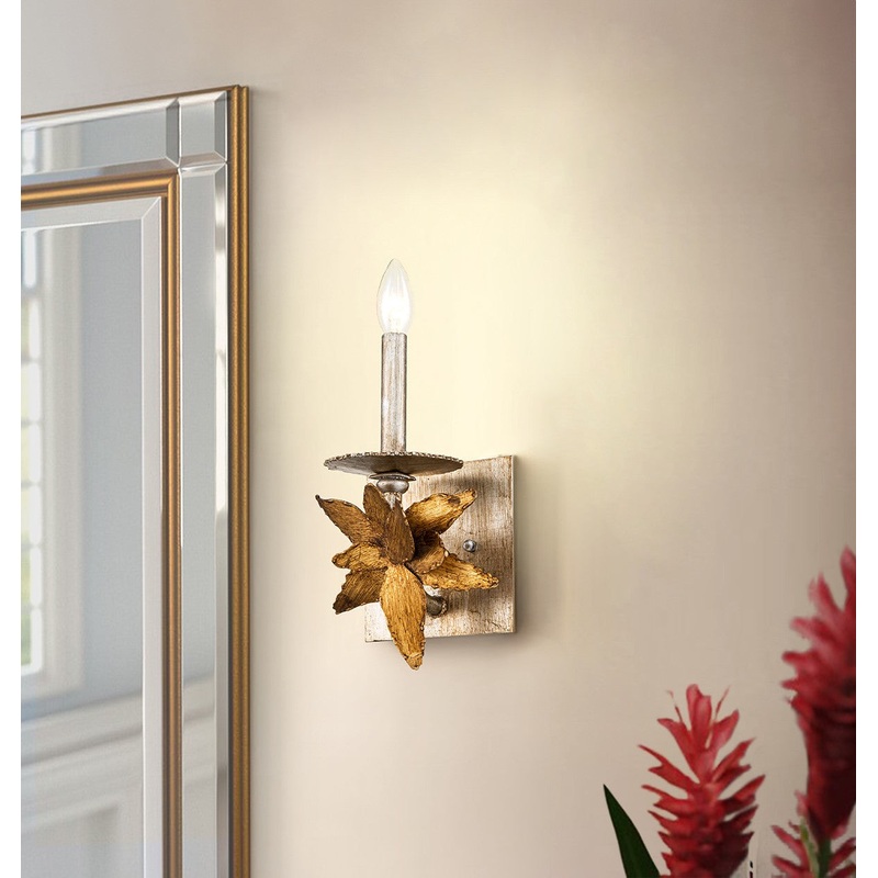 Toissant Sconce
