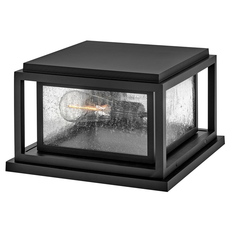Republic 12V Outdoor Pier Mount Light
