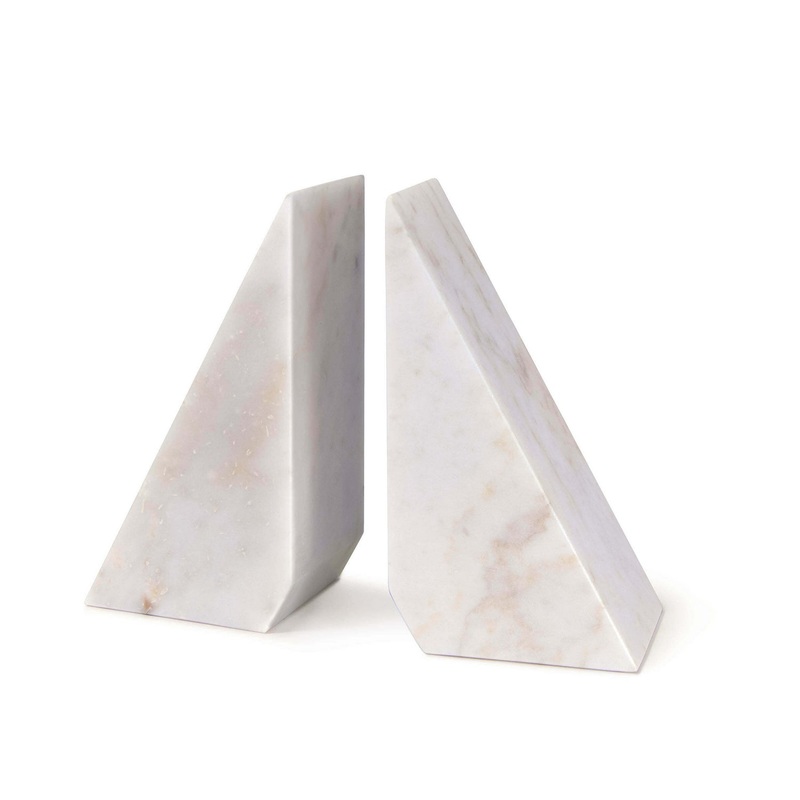 Othello Book Ends