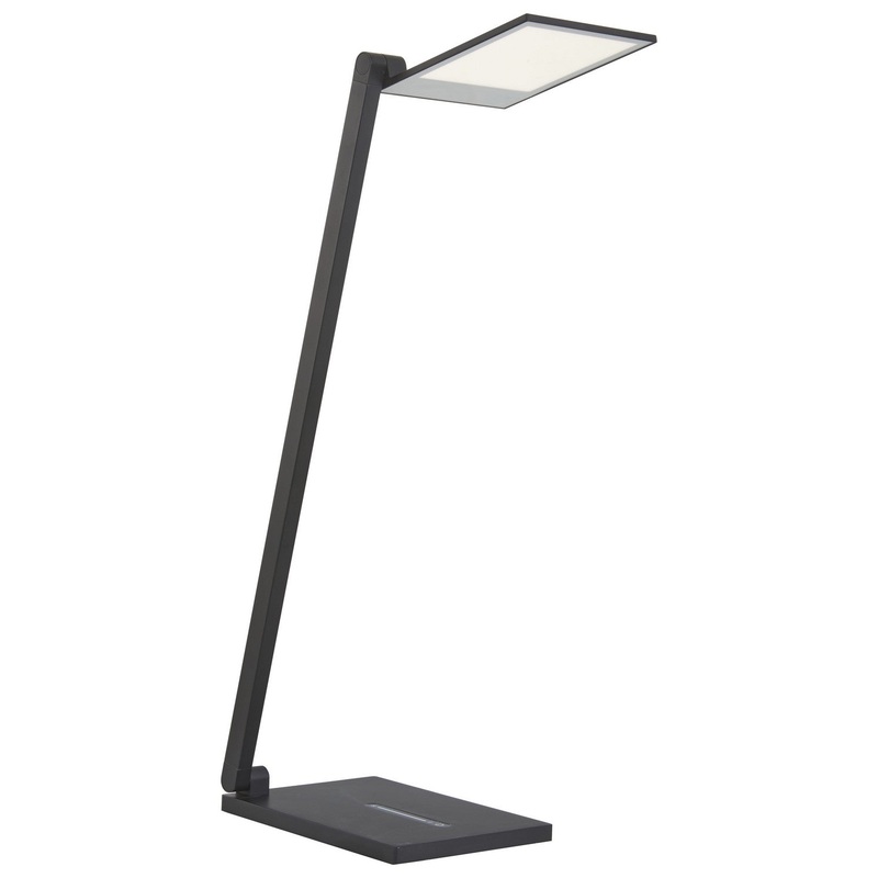 P1933 Desk Lamp