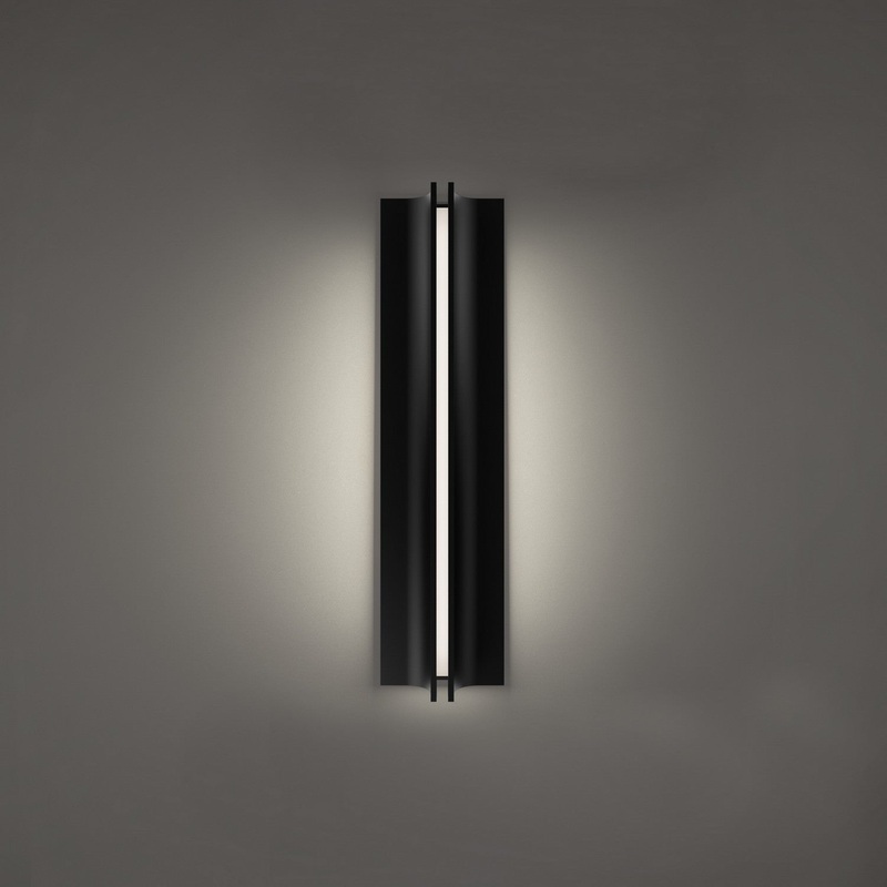 Strait Outdoor Wall Sconce