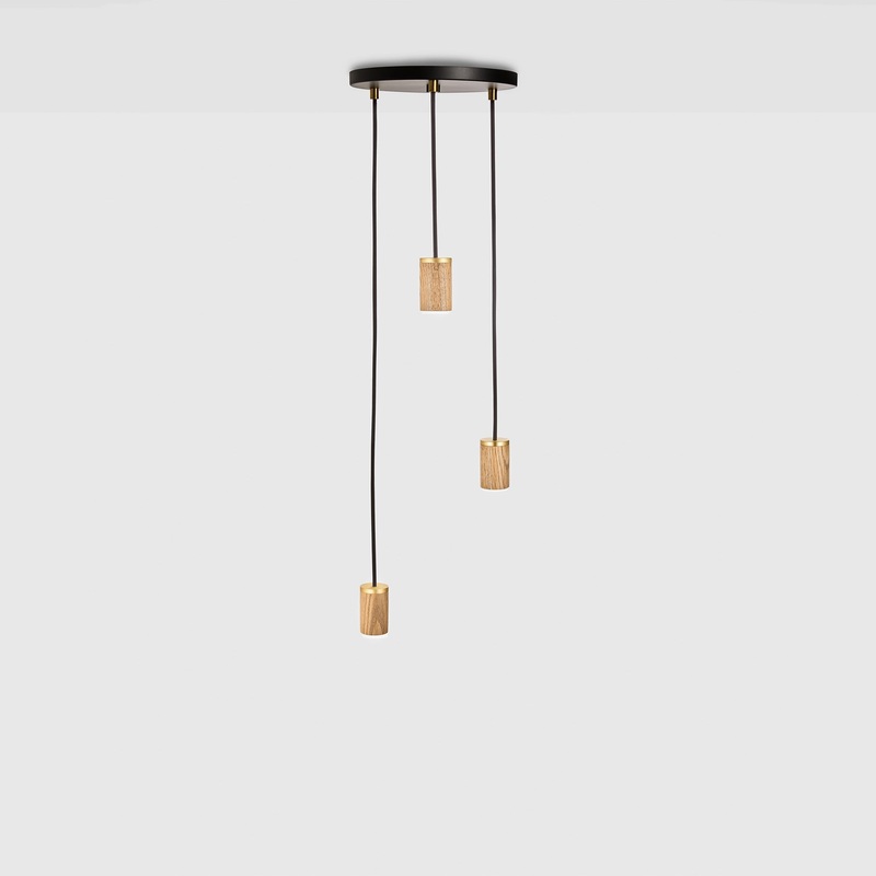 Triple Pendant in Oak – Black Canopy